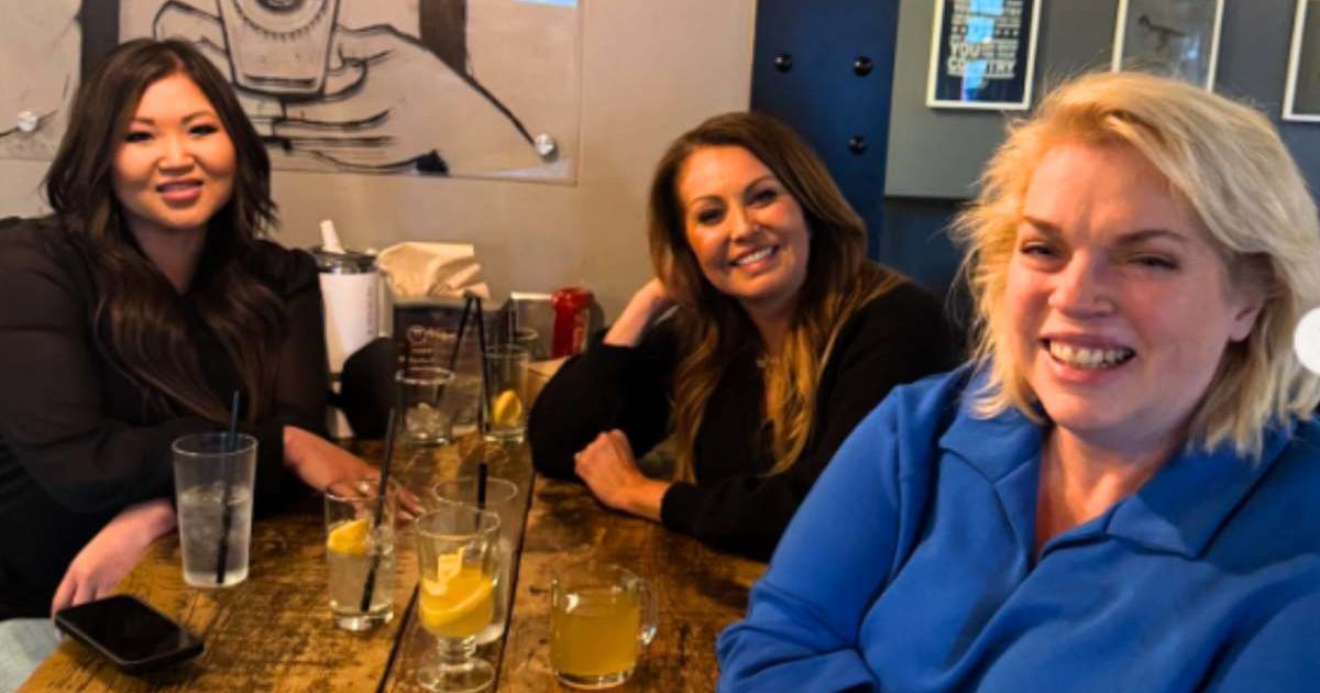 'Sister Wives' Janelle Brown's Close Friend Angela Moody Passes Away at ...