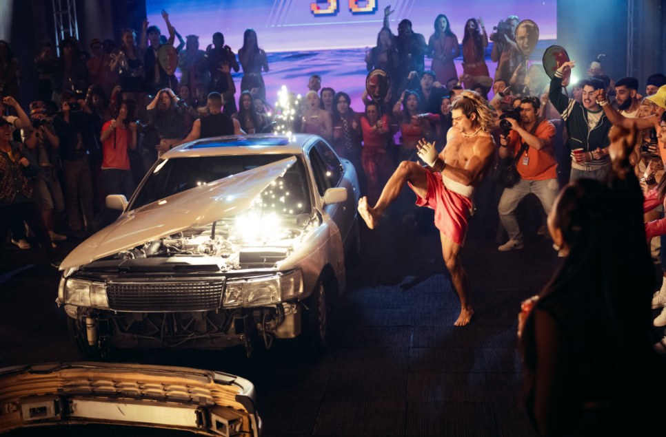 <em>Street Fighter</em>